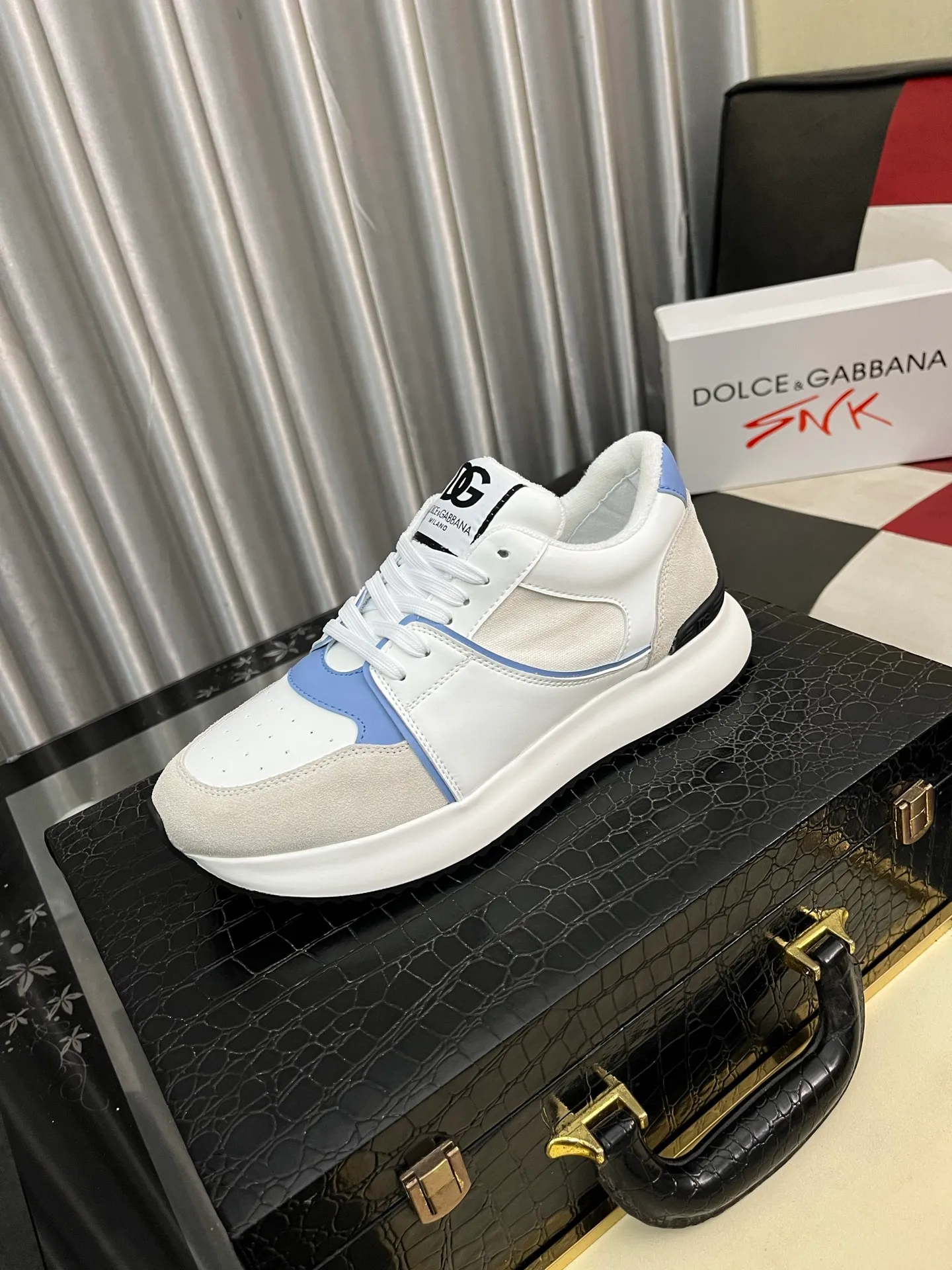Men's Men's Shoes 💰480⌚️⌚️ (DG) The latest sports and casual shoes are fashionable and versatile, and can add luster to various looks. Create an exquisite design with unique dynamic vitality and modern atmosphere, showing modern elegance. Size: 38-46